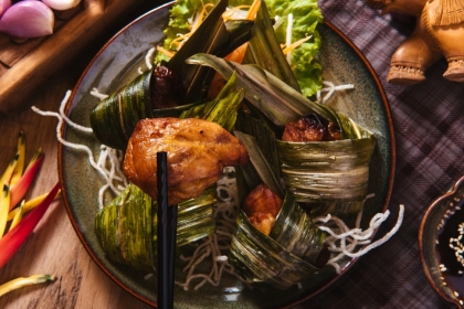 GÀ NƯỚNG LÁ DỨA