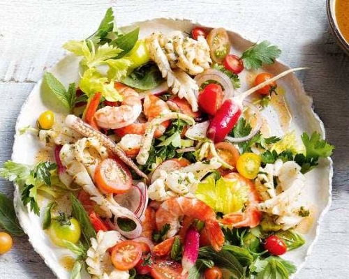 SALAD HẢI SẢN